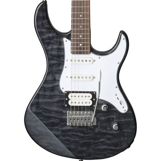 Guitarra Eléctrica Pacifica Stratocaster PAC212V Yamaha
